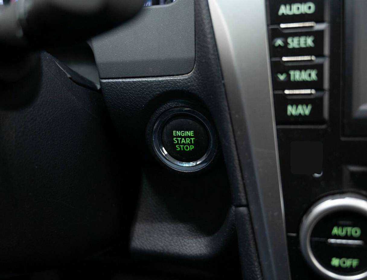 Тойота Камри б/у, 2014, Автоматическая. Фото: #22