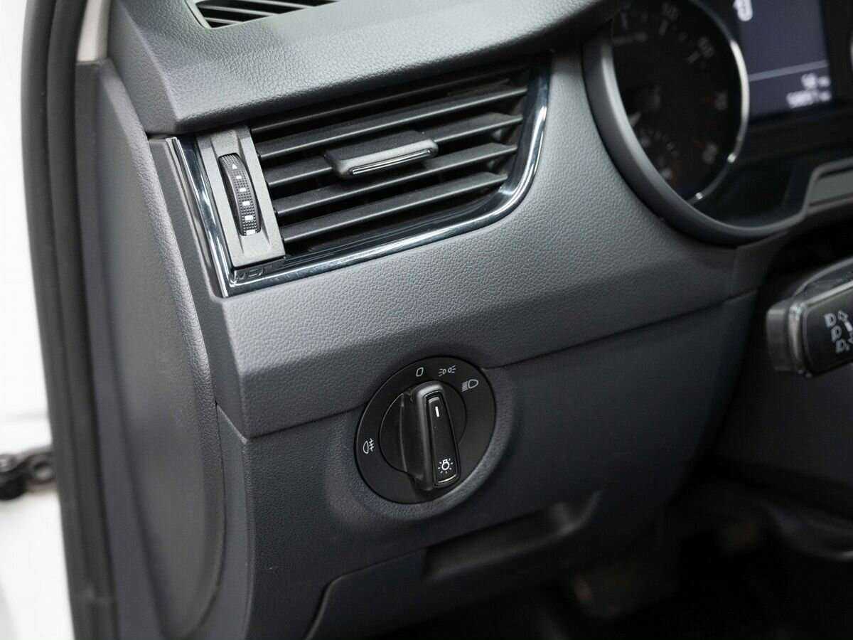 Шкода Октавия б/у, 2017, Автоматическая. Фото: #17