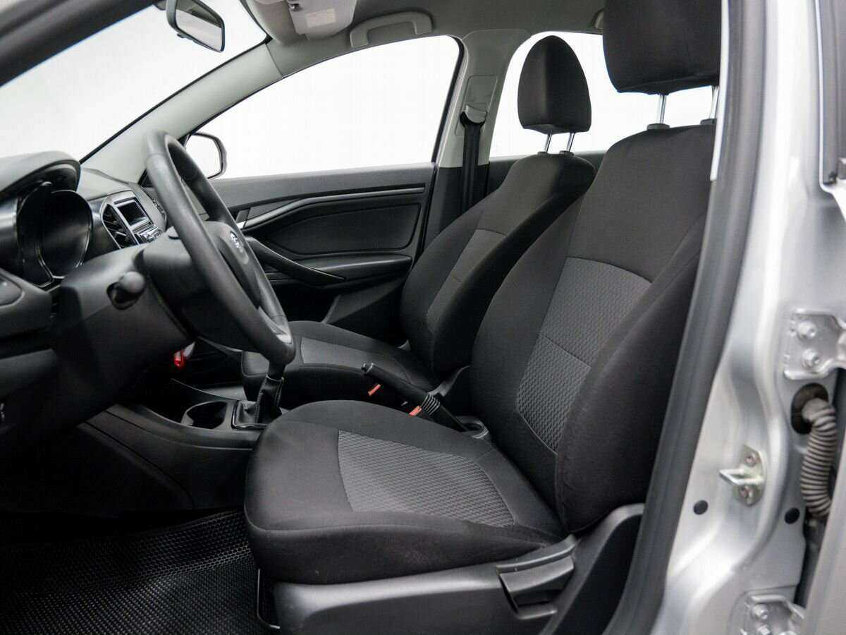 Лада (ВАЗ) Веста б/у, 2020, Механическая. Фото: #12