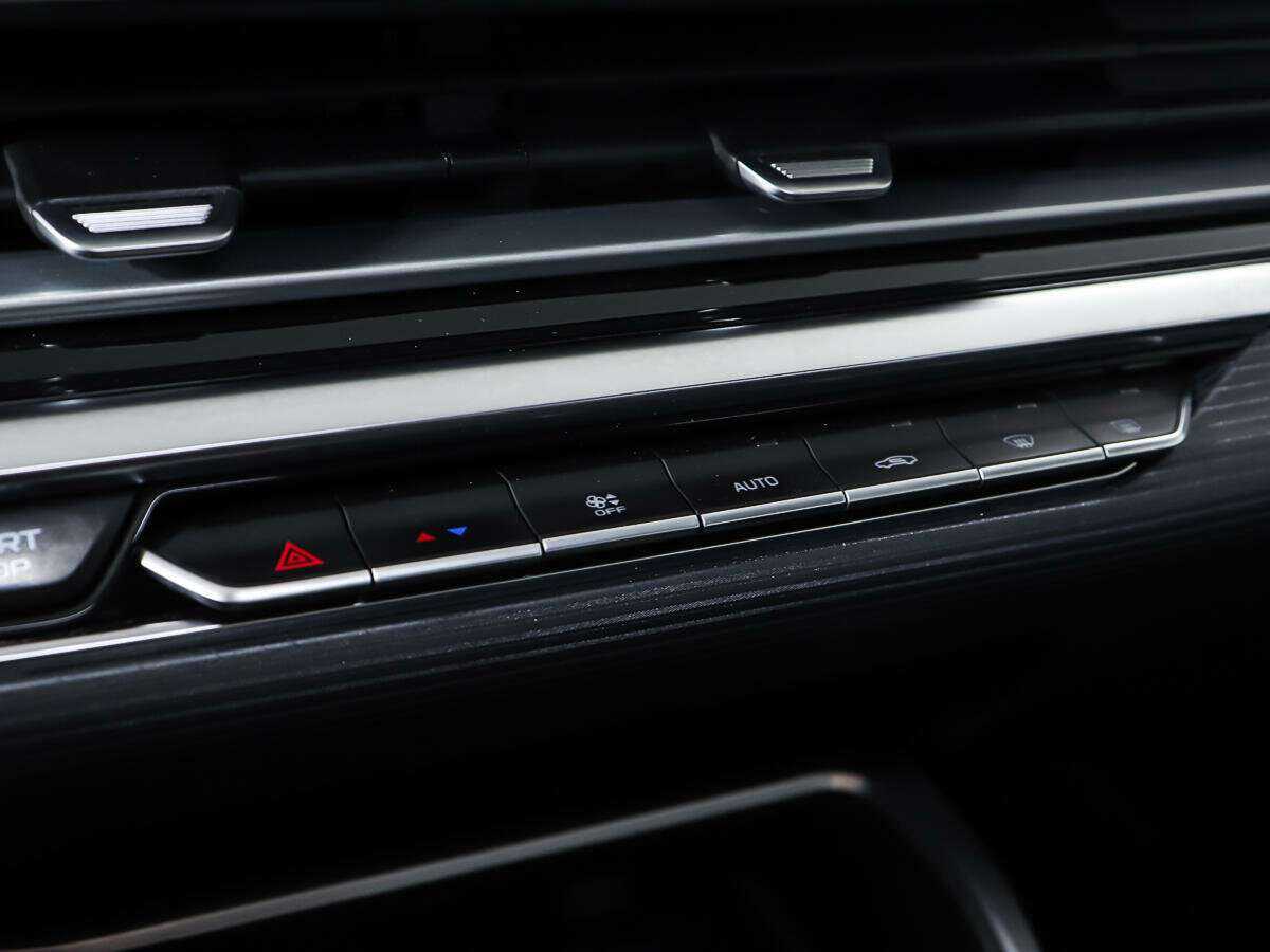 Джили Эмгранд б/у, 2023, Автоматическая. Фото: #17