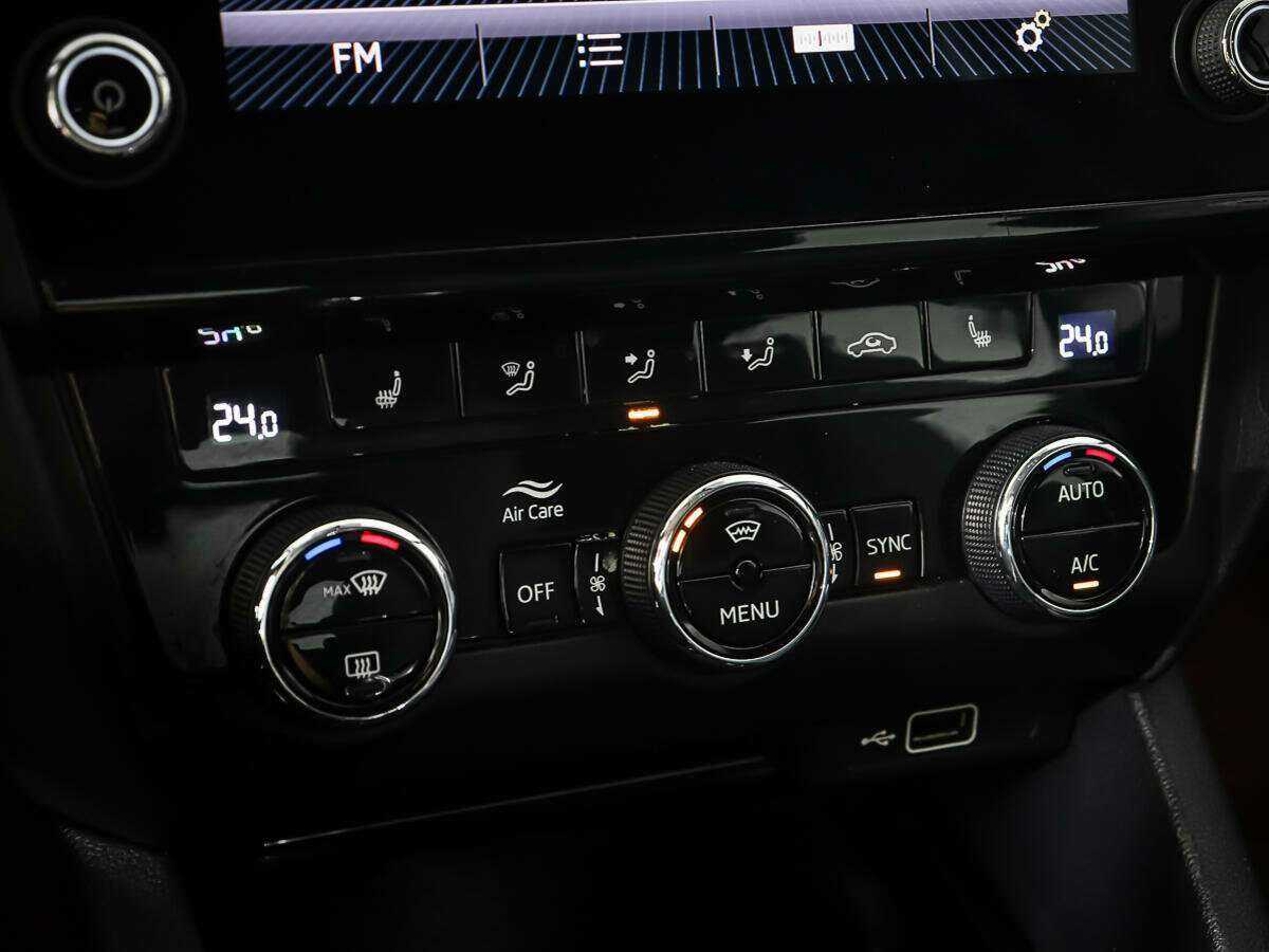 Шкода Октавия б/у, 2018, Роботизированная. Фото: #17