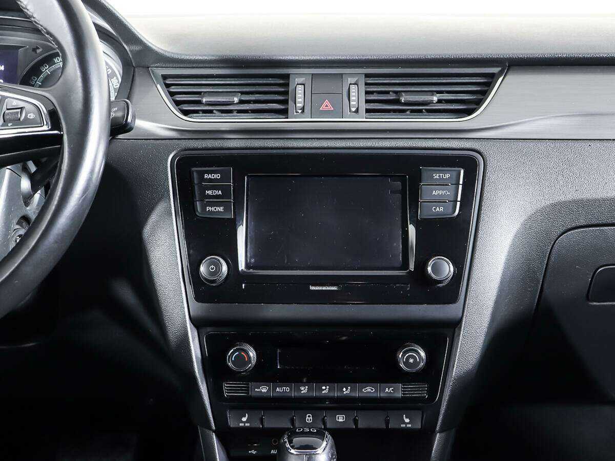 Шкода Рапид б/у, 2017, Роботизированная. Фото: #11