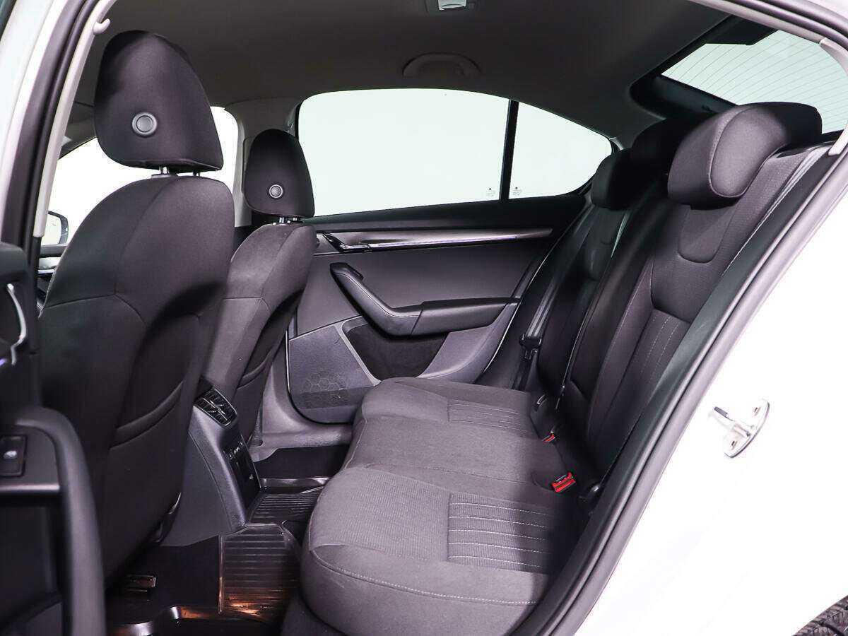 Шкода Октавия б/у, 2019, Роботизированная. Фото: #9