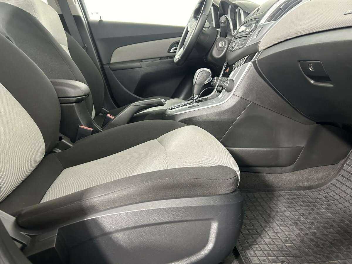 Шевроле Круз б/у, 2013, Автоматическая. Фото: #13