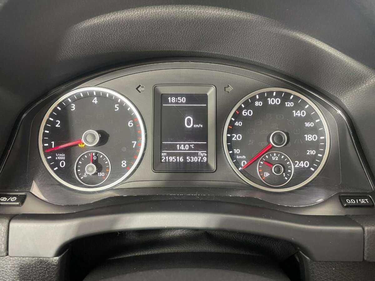 Фольксваген Тигуан б/у, 2014, Механическая. Фото: #8