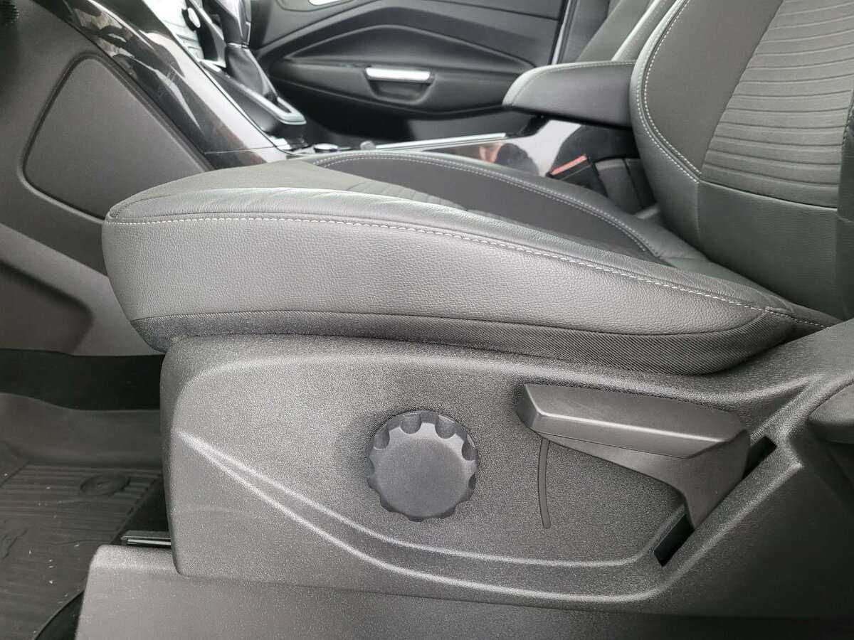 Форд Куга б/у, 2018, Автоматическая. Фото: #9