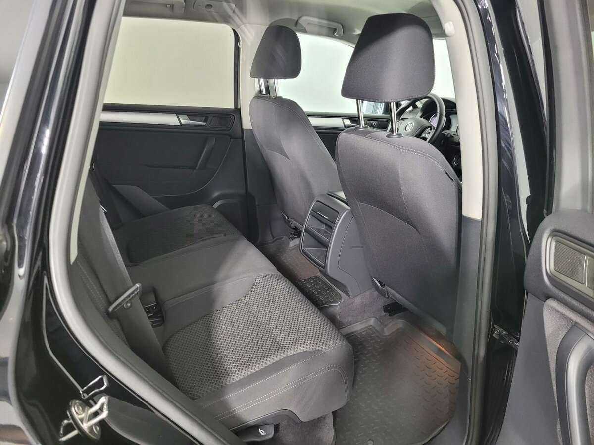 Фольксваген Туарег б/у, 2012, Автоматическая. Фото: #15