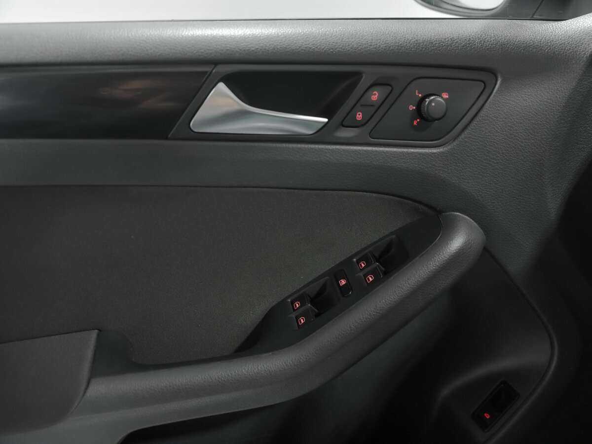 Фольксваген Джетта б/у, 2012, Механическая. Фото: #10