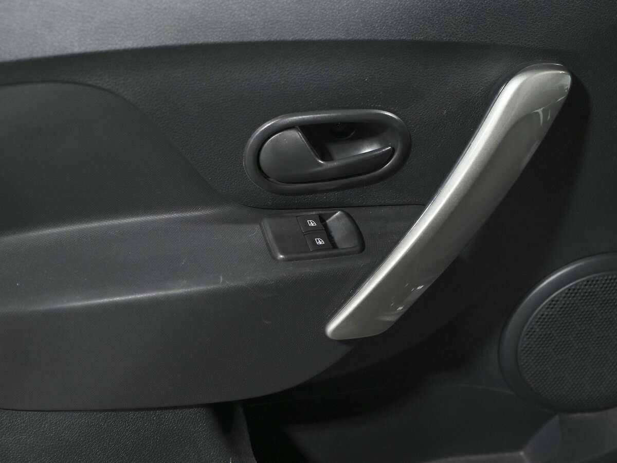 Рено Сандеро б/у, 2020, Механическая. Фото: #10