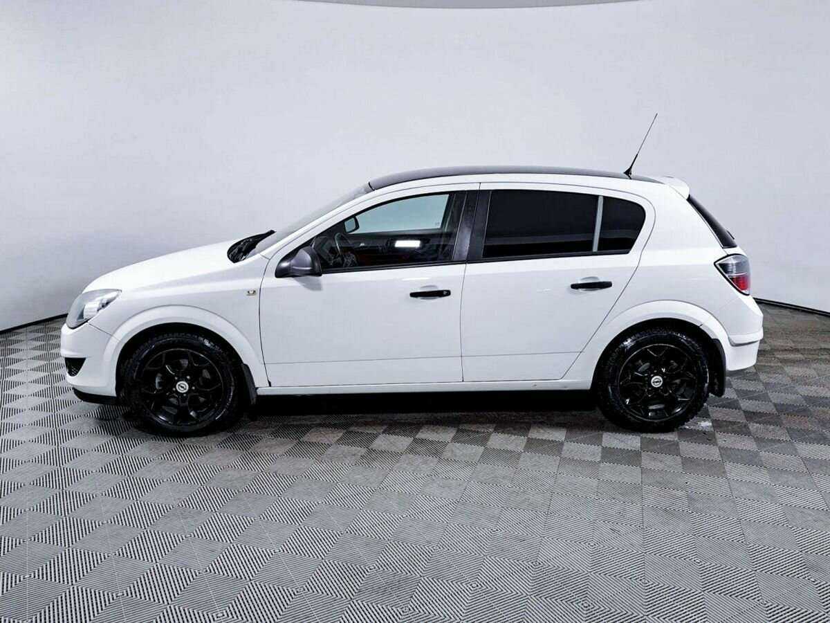 Опель Астра б/у, 2012, Механическая. Фото: #7