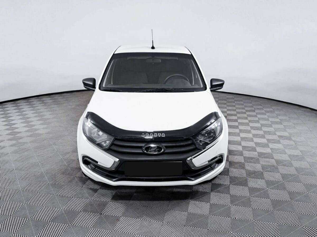 Лада (ВАЗ) Гранта б/у, 2018, Механическая. Фото: #1