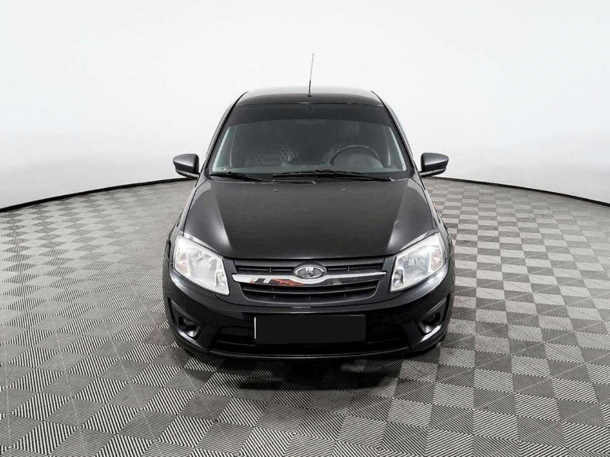 Лада (ВАЗ) Гранта б/у, 2016, Механическая. Фото: #1