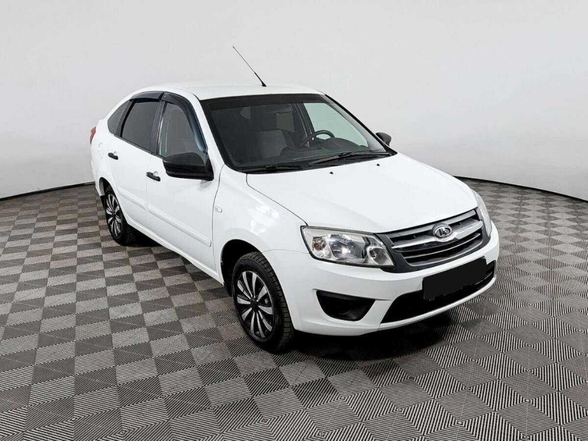 Лада (ВАЗ) Гранта б/у, 2018, Механическая. Фото: #2