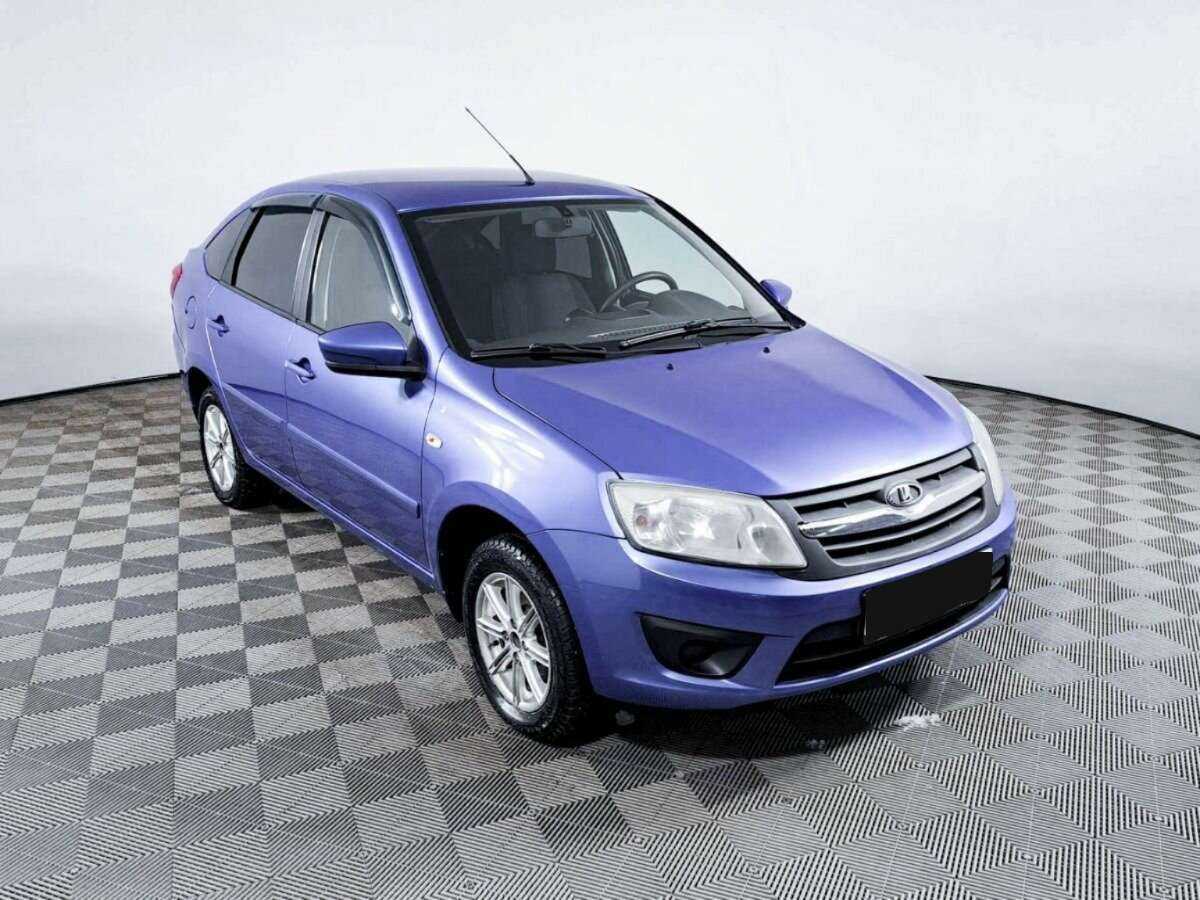 Лада (ВАЗ) Гранта б/у, 2016, Механическая. Фото: #2