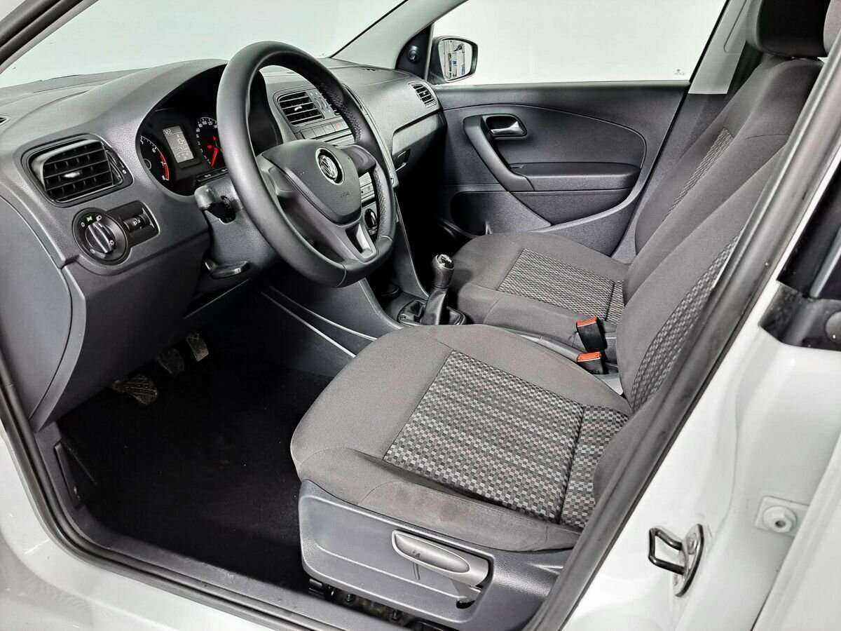 Фольксваген Поло б/у, 2019, Механическая. Фото: #15