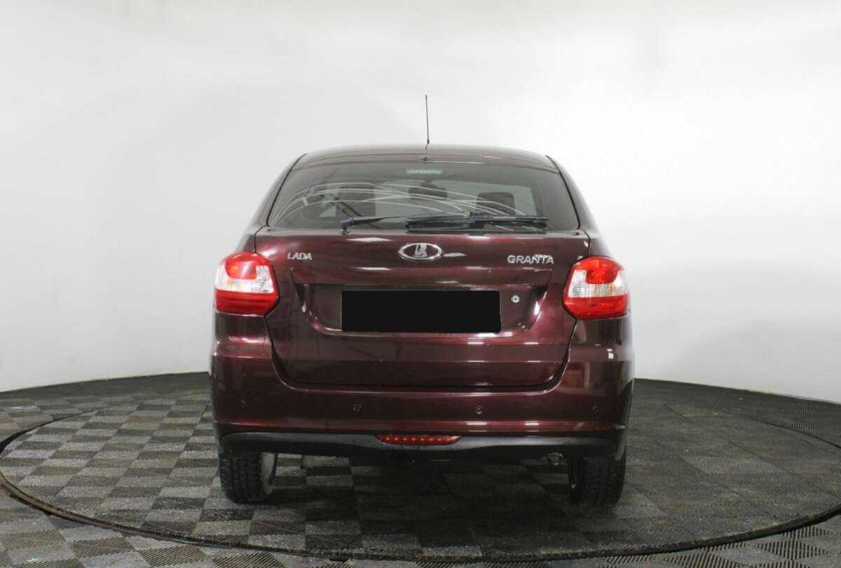 Лада (ВАЗ) Гранта б/у, 2015, Механическая. Фото: #4