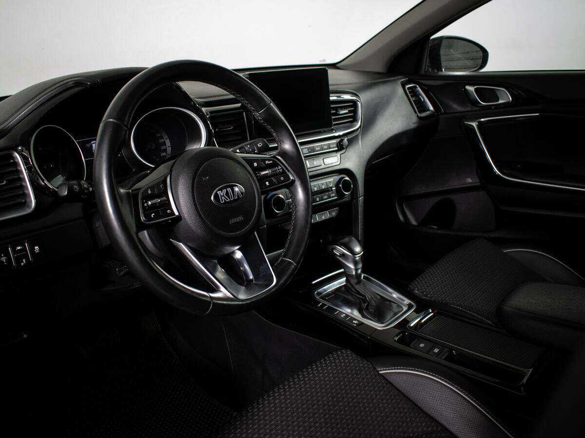 Киа Сид б/у, 2018, Роботизированная. Фото: #12
