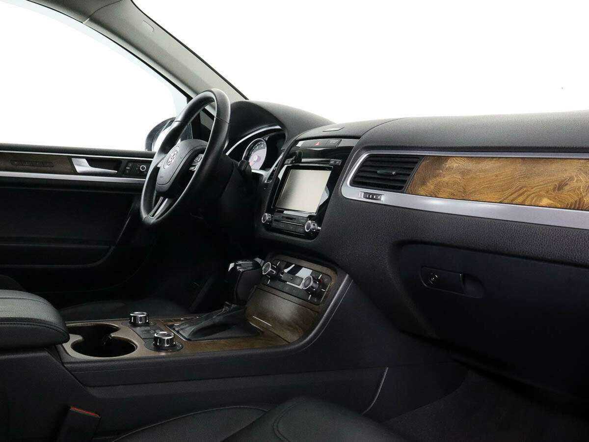 Фольксваген Туарег б/у, 2012, Автоматическая. Фото: #6