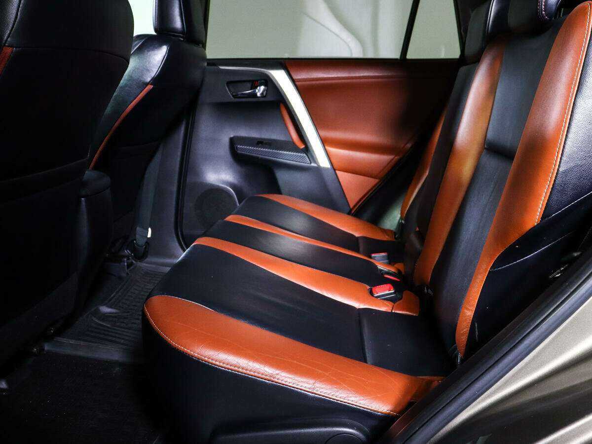 Тойота Рав4 б/у, 2013, Автоматическая. Фото: #7