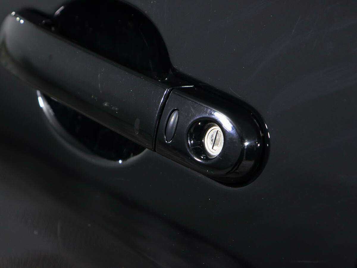 Ниссан Тиида б/у, 2012, Автоматическая. Фото: #14