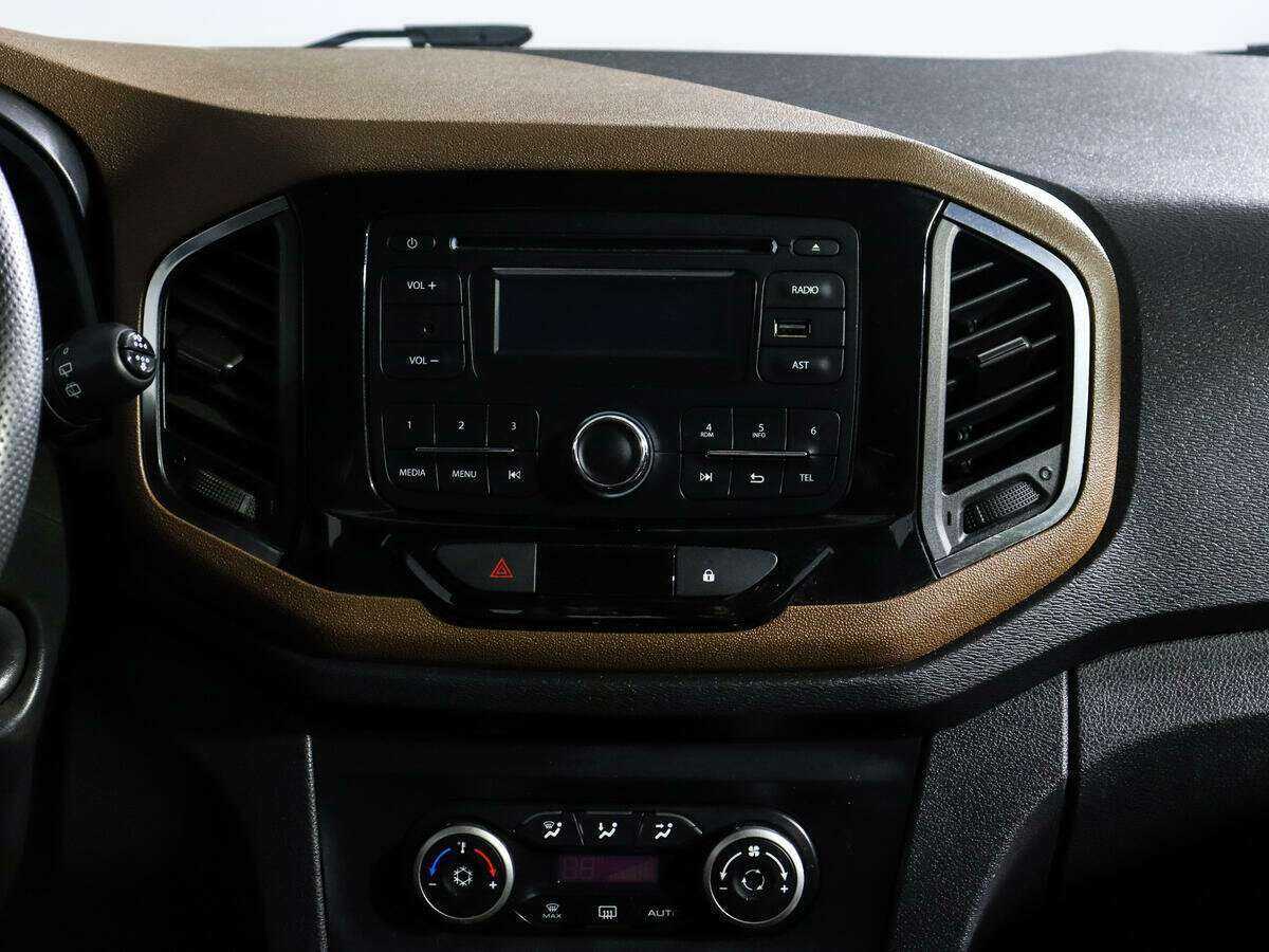 Лада (ВАЗ) ИКСРЭЙ б/у, 2017, Роботизированная. Фото: #12