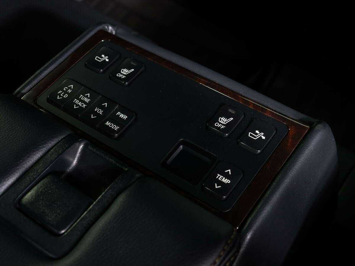 Тойота Камри б/у, 2017, Автоматическая. Фото: #14