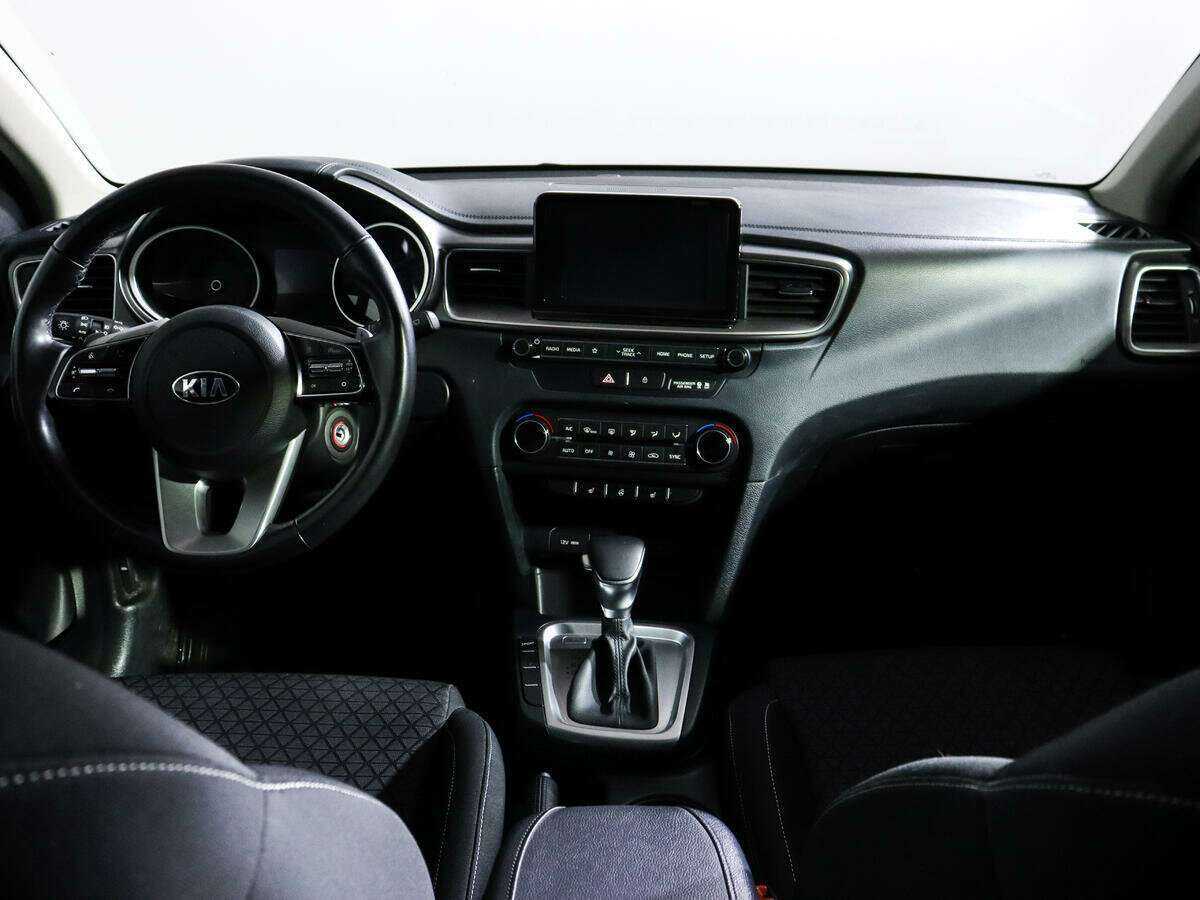 Киа Сид б/у, 2018, Роботизированная. Фото: #9
