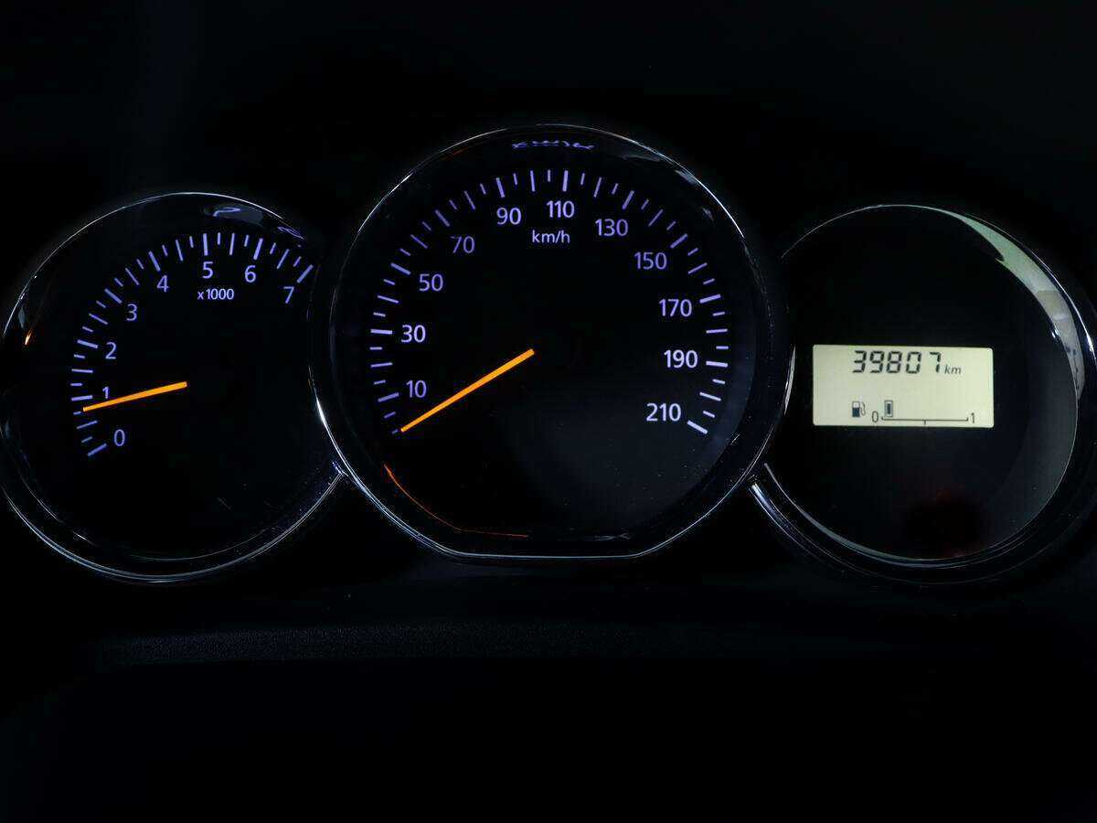 Рено Логан б/у, 2020, Механическая. Фото: #10