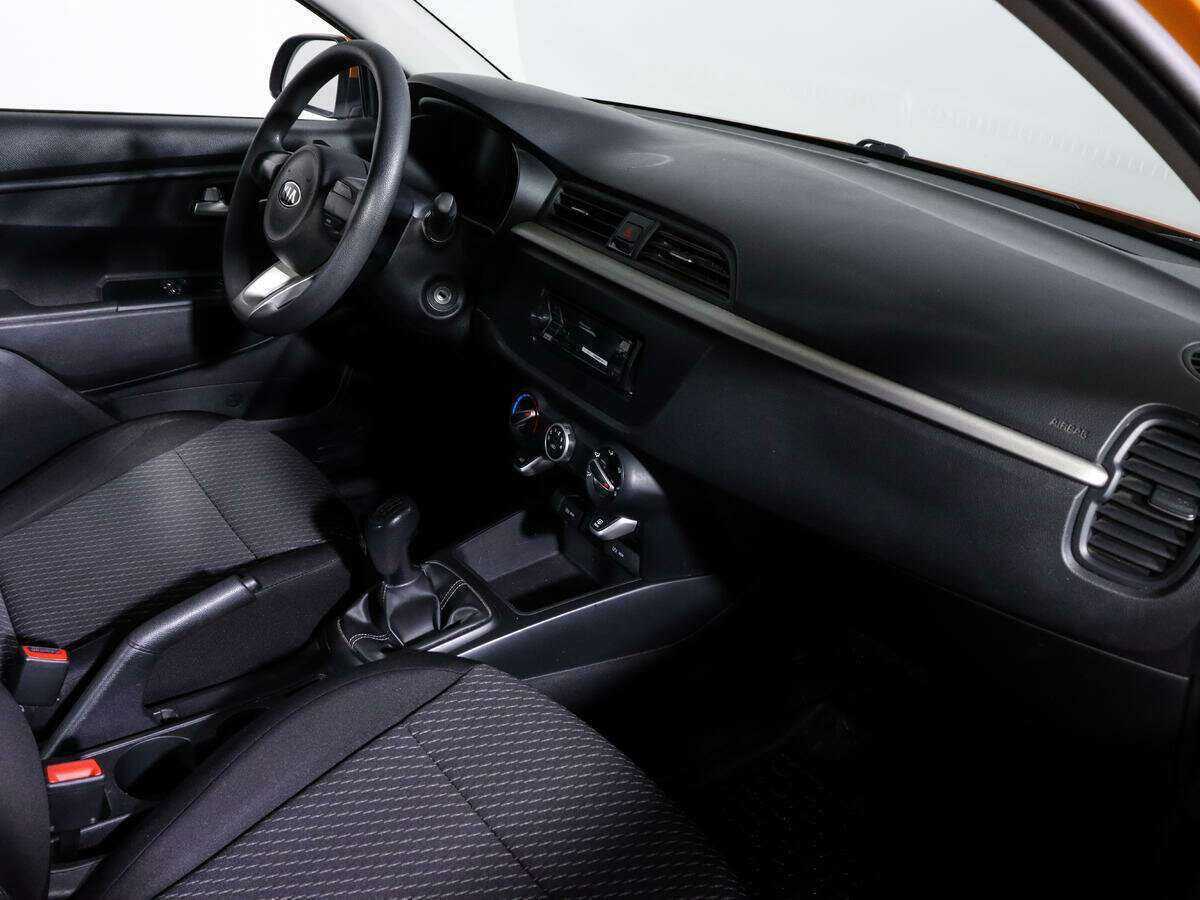 Киа Рио б/у, 2017, Механическая. Фото: #6