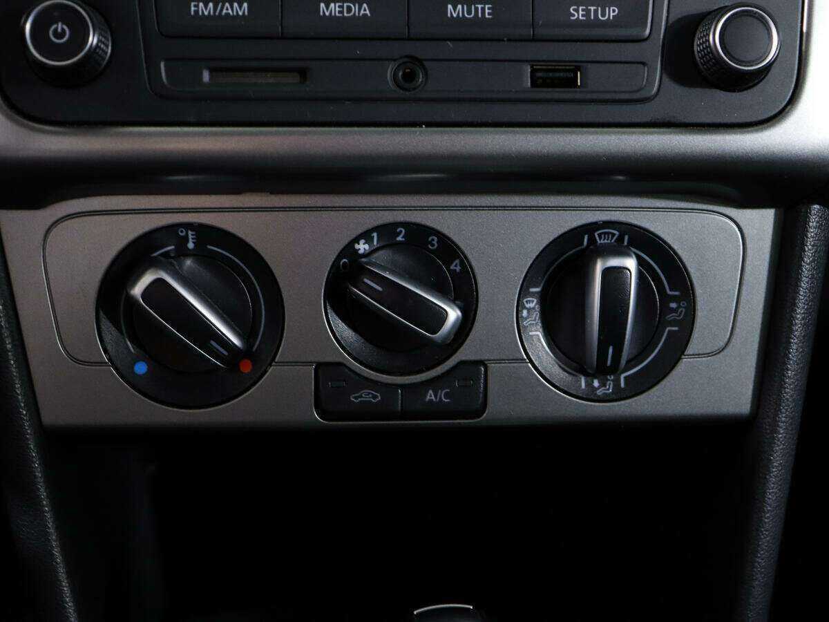 Фольксваген Поло б/у, 2019, Автоматическая. Фото: #16