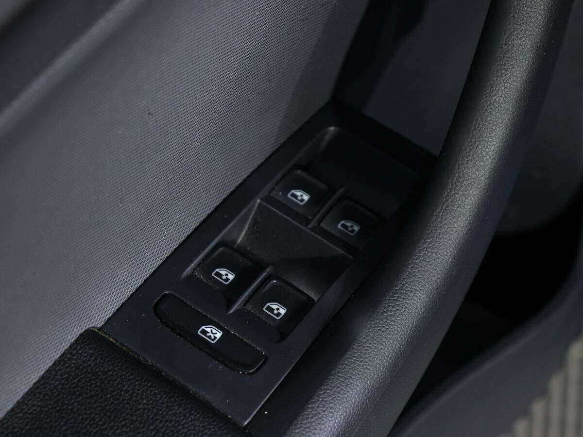 Шкода Рапид б/у, 2017, Роботизированная. Фото: #13