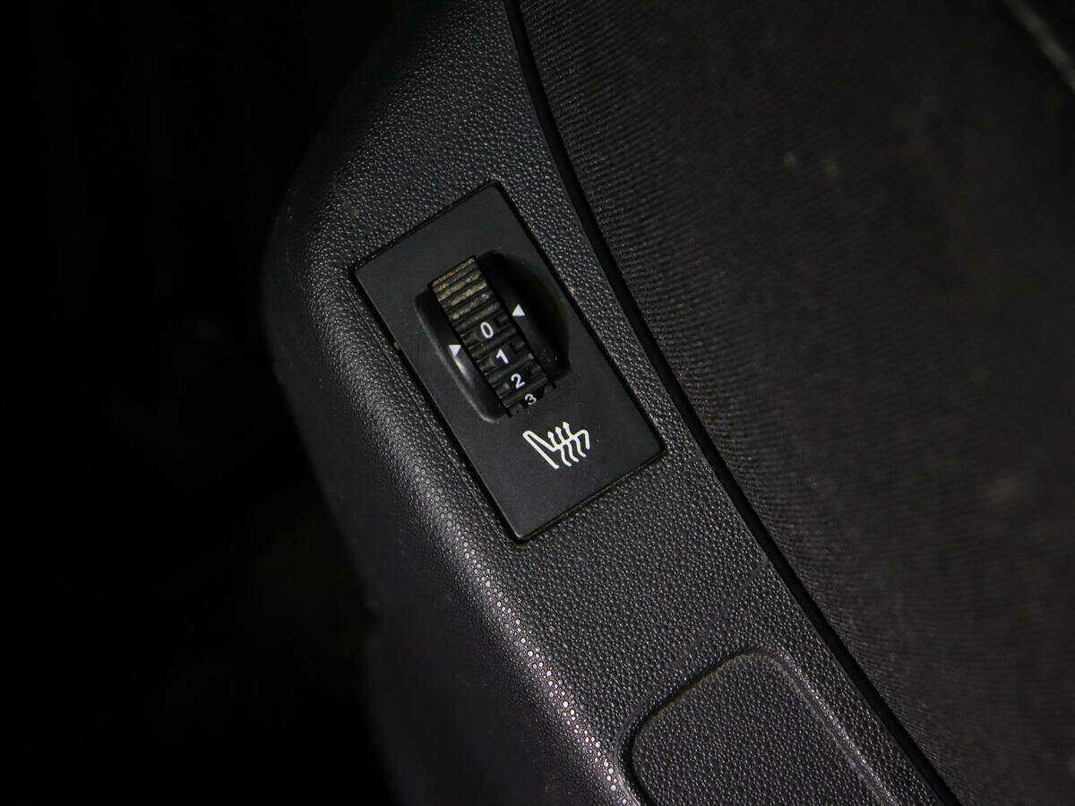 Ситроен Ц4 б/у, 2013, Автоматическая. Фото: #15