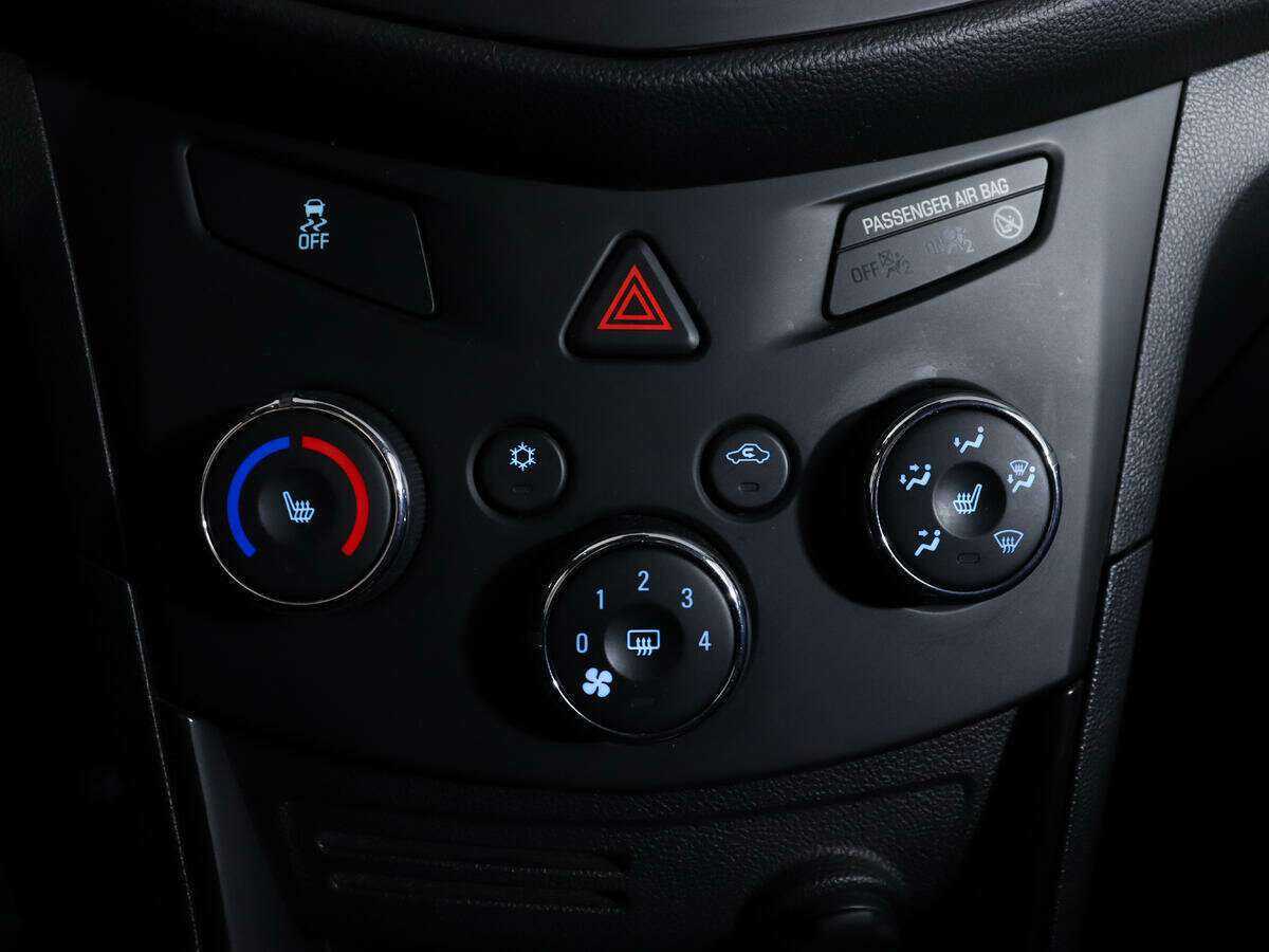 Шевроле Трэкер б/у, 2015, Механическая. Фото: #15