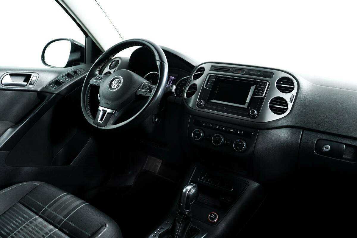 Фольксваген Тигуан б/у, 2016, Роботизированная. Фото: #8