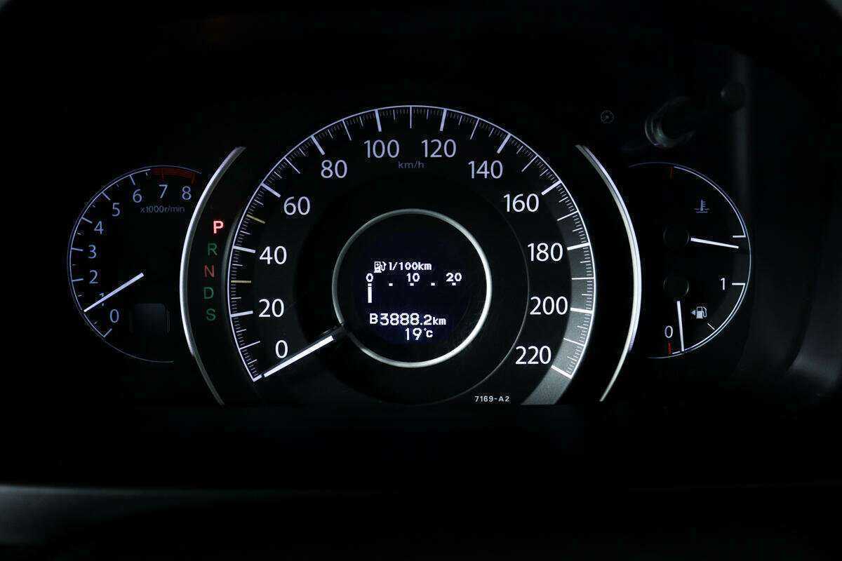 Хонда ЦР-В б/у, 2015, Автоматическая. Фото: #9