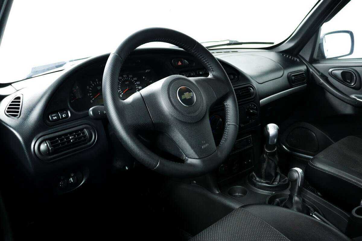 Шевроле Нива б/у, 2013, Механическая. Фото: #12