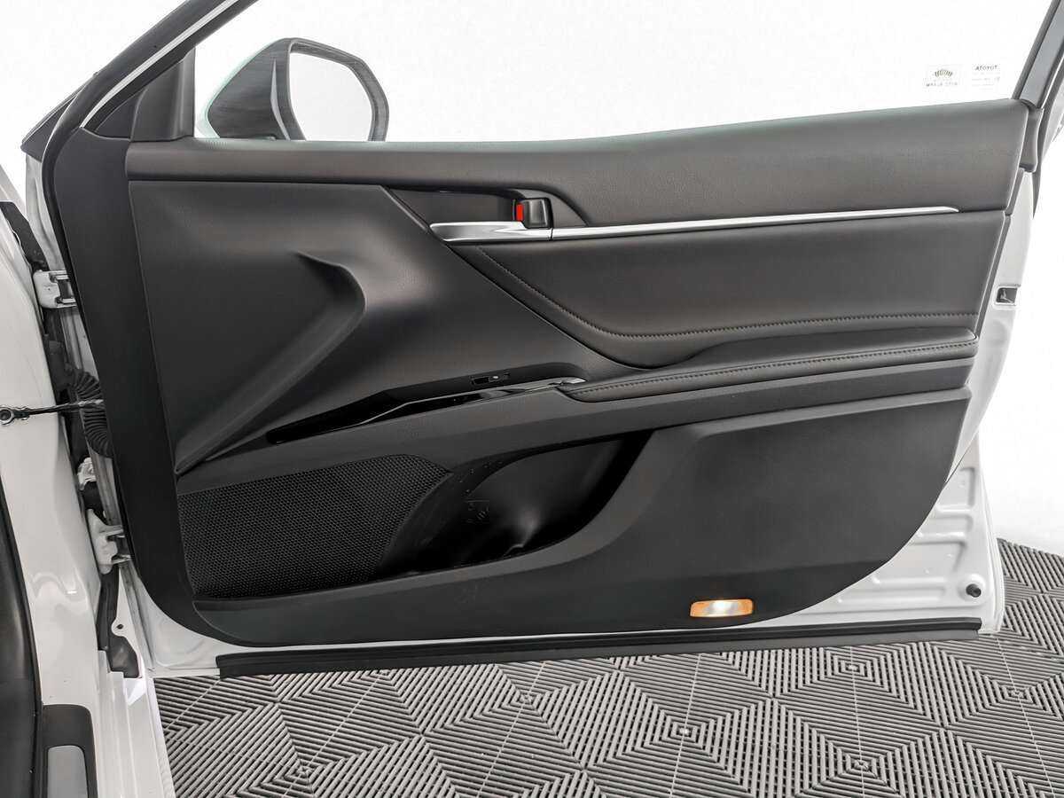 Тойота Камри б/у, 2019, Автоматическая. Фото: #24