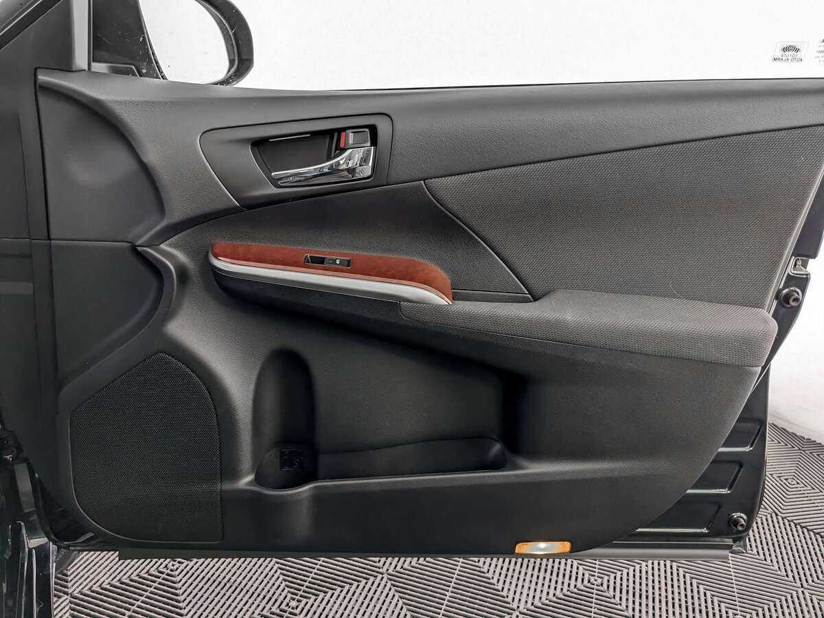 Тойота Камри б/у, 2013, Автоматическая. Фото: #18