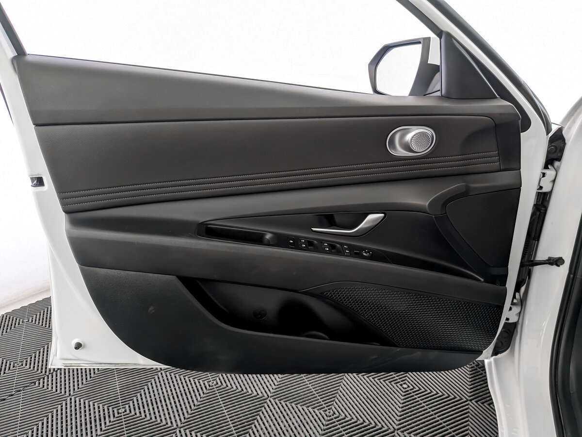 Хендай Елантра б/у, 2022, Автоматическая. Фото: #18