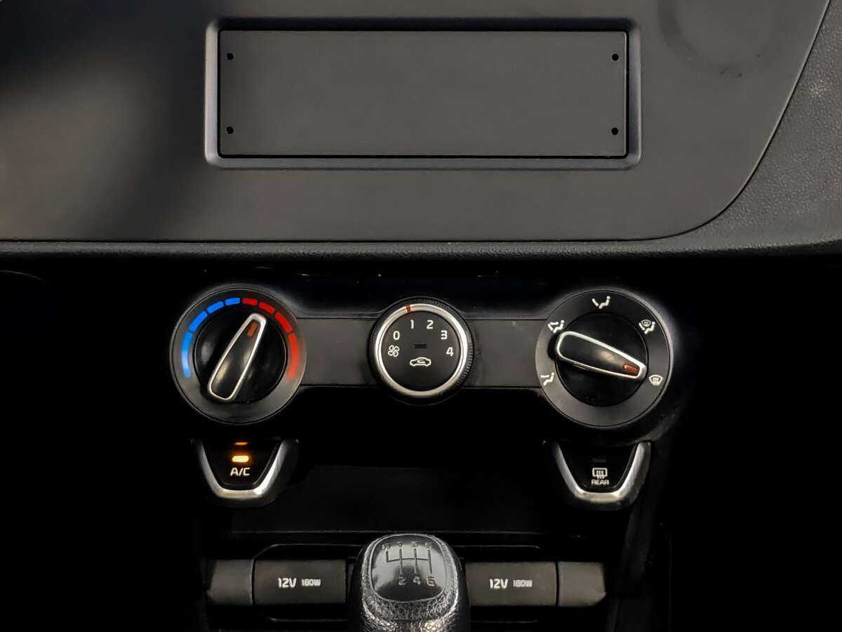 Киа Рио б/у, 2021, Механическая. Фото: #14