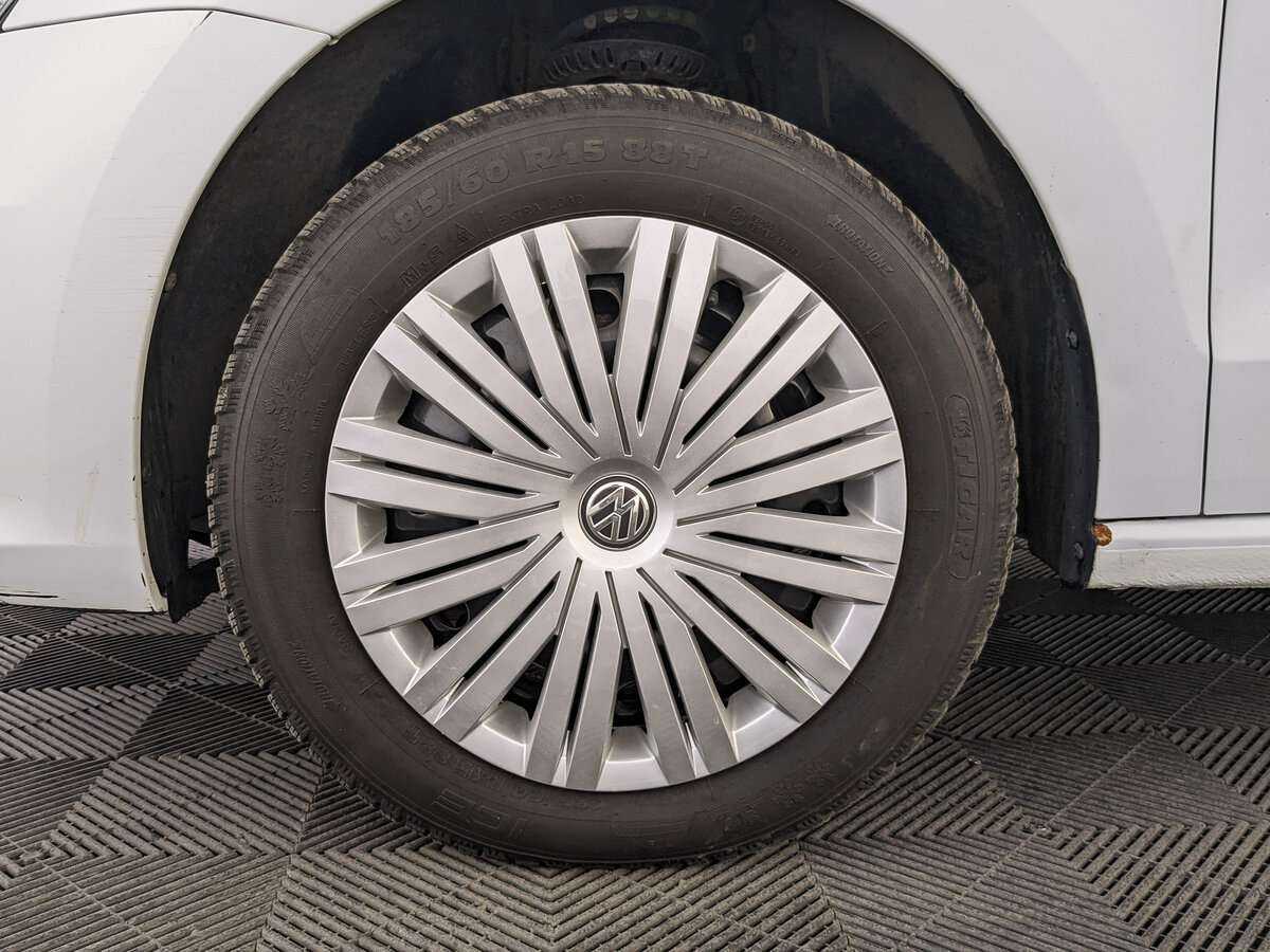 Фольксваген Поло б/у, 2018, Автоматическая. Фото: #11