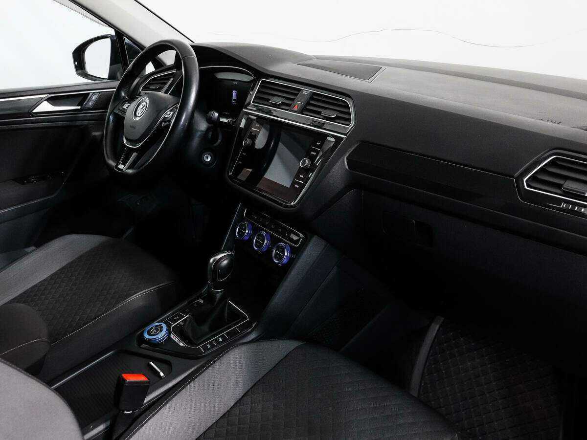 Фольксваген Тигуан б/у, 2017, Роботизированная. Фото: #8