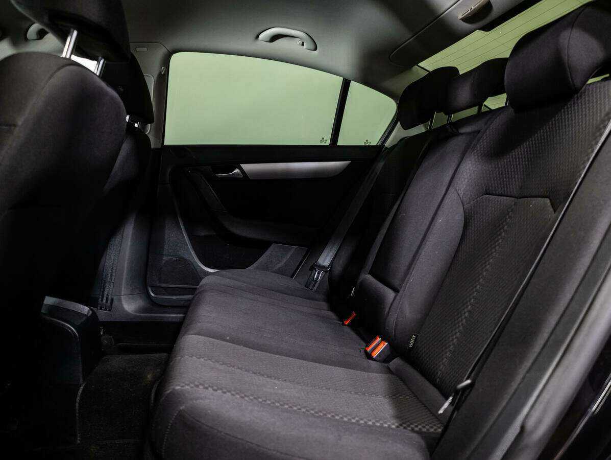 Фольксваген Пассат б/у, 2013, Механическая. Фото: #7