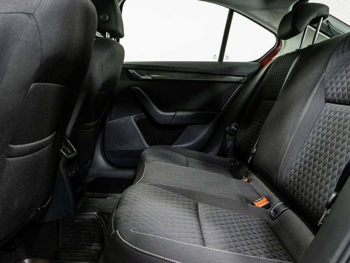 Шкода Октавия б/у, 2018, Роботизированная. Фото: #9