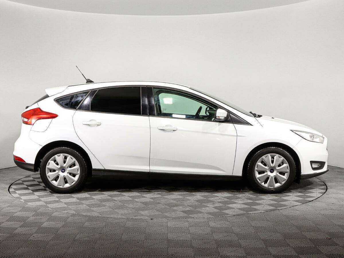 Форд Фокус б/у, 2017, Роботизированная. Фото: #3