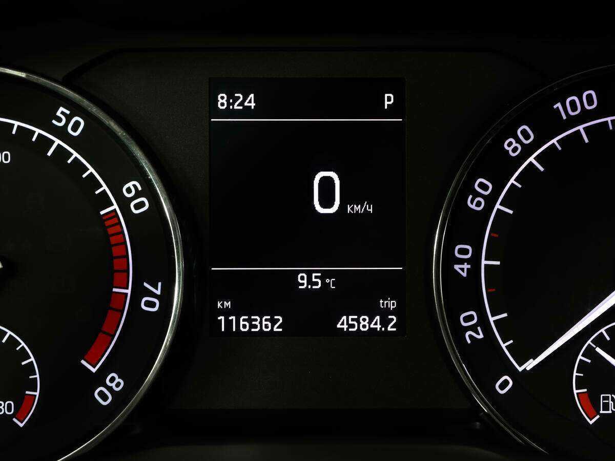 Шкода Суперб б/у, 2016, Роботизированная. Фото: #14