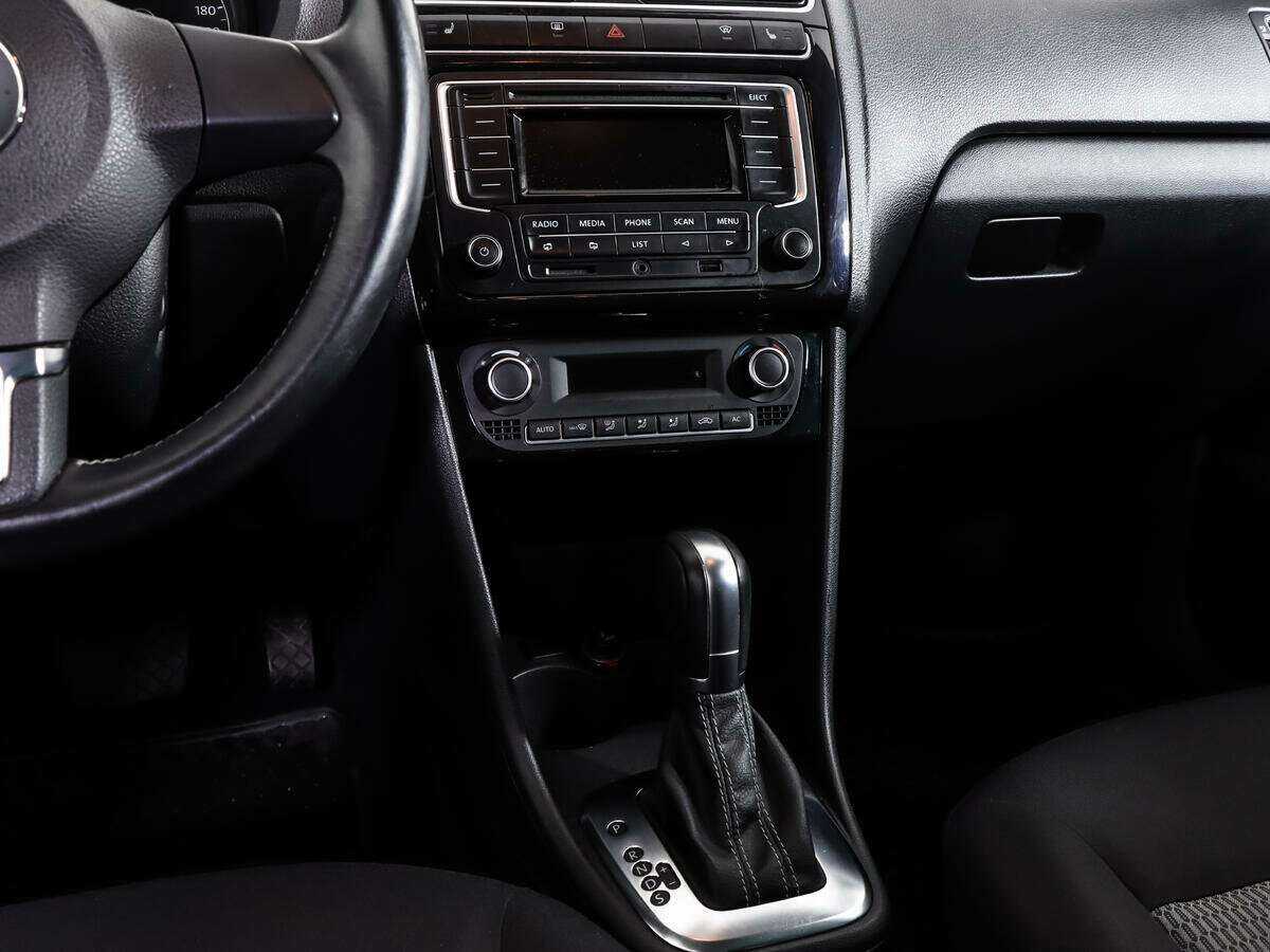 Фольксваген Поло б/у, 2014, Автоматическая. Фото: #12