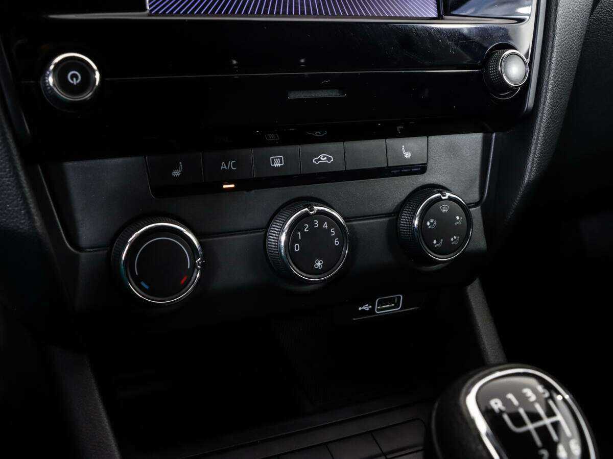 Шкода Октавия б/у, 2018, Механическая. Фото: #11