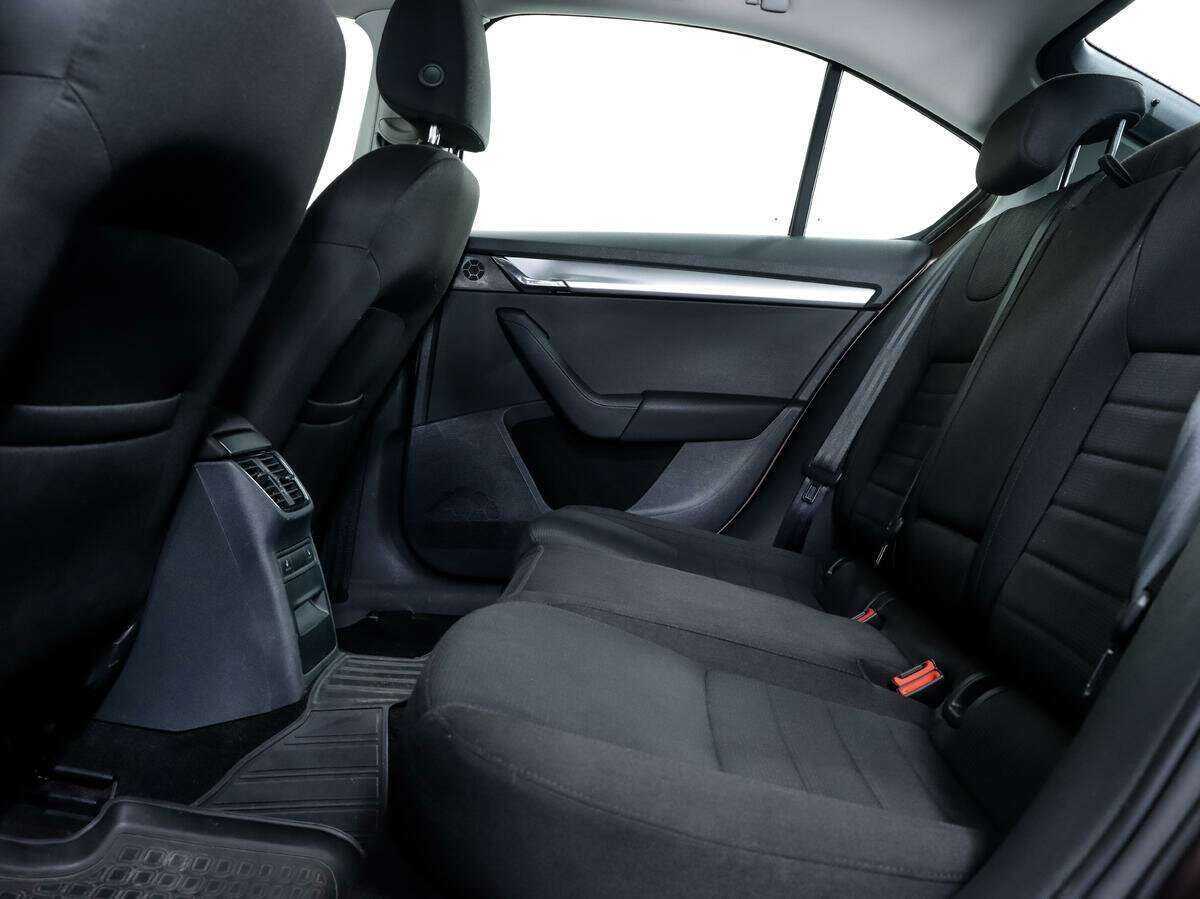 Шкода Октавия б/у, 2013, Роботизированная. Фото: #10