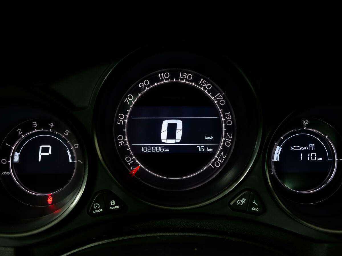 Ситроен Ц4 б/у, 2013, Автоматическая. Фото: #17